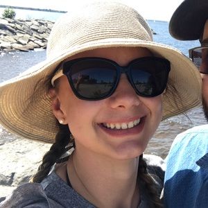 Meet your Posher, Chandra